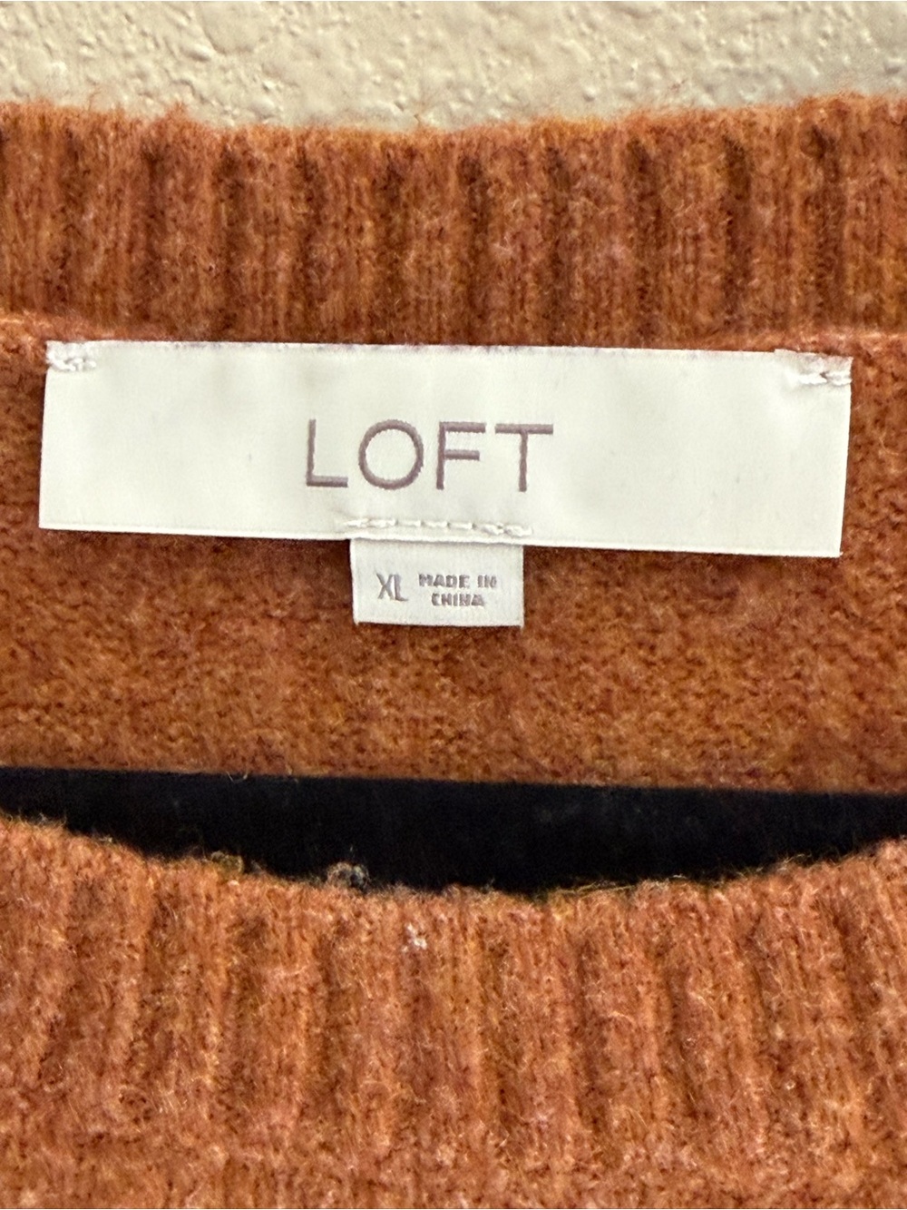 LOFT Rust Brown Crewneck Sweater with White Snowflake Motif size XL - Picture 2 of 4